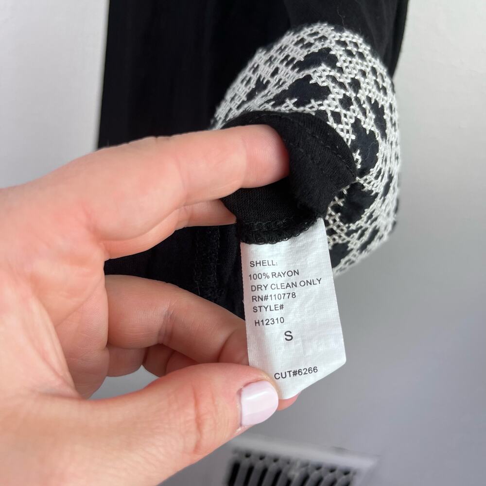 Hazel Women's Black Peasant Flowy Boho Empire Waist Strappy Tank Top Small Y2K - Picture 8 of 8